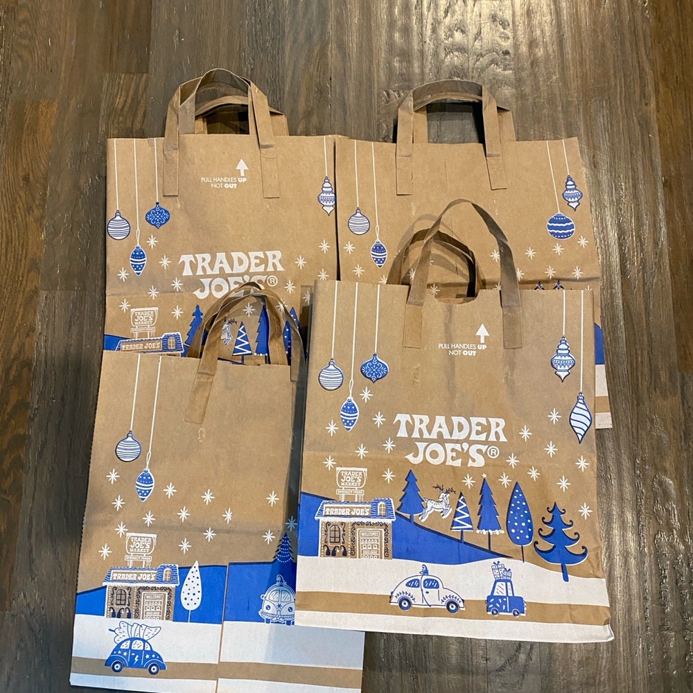 6x Holiday Trader Joe's Brown Paper Shopping Grocery Bags  limited edition
